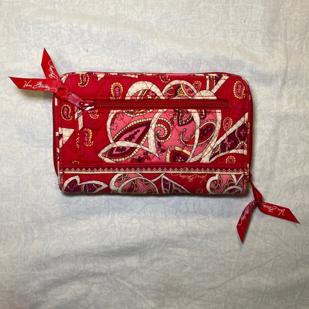 Vera Bradley Turn Lock Wallet Rosy Posies Retired Quilted Zip Around - Picture 3 of 7